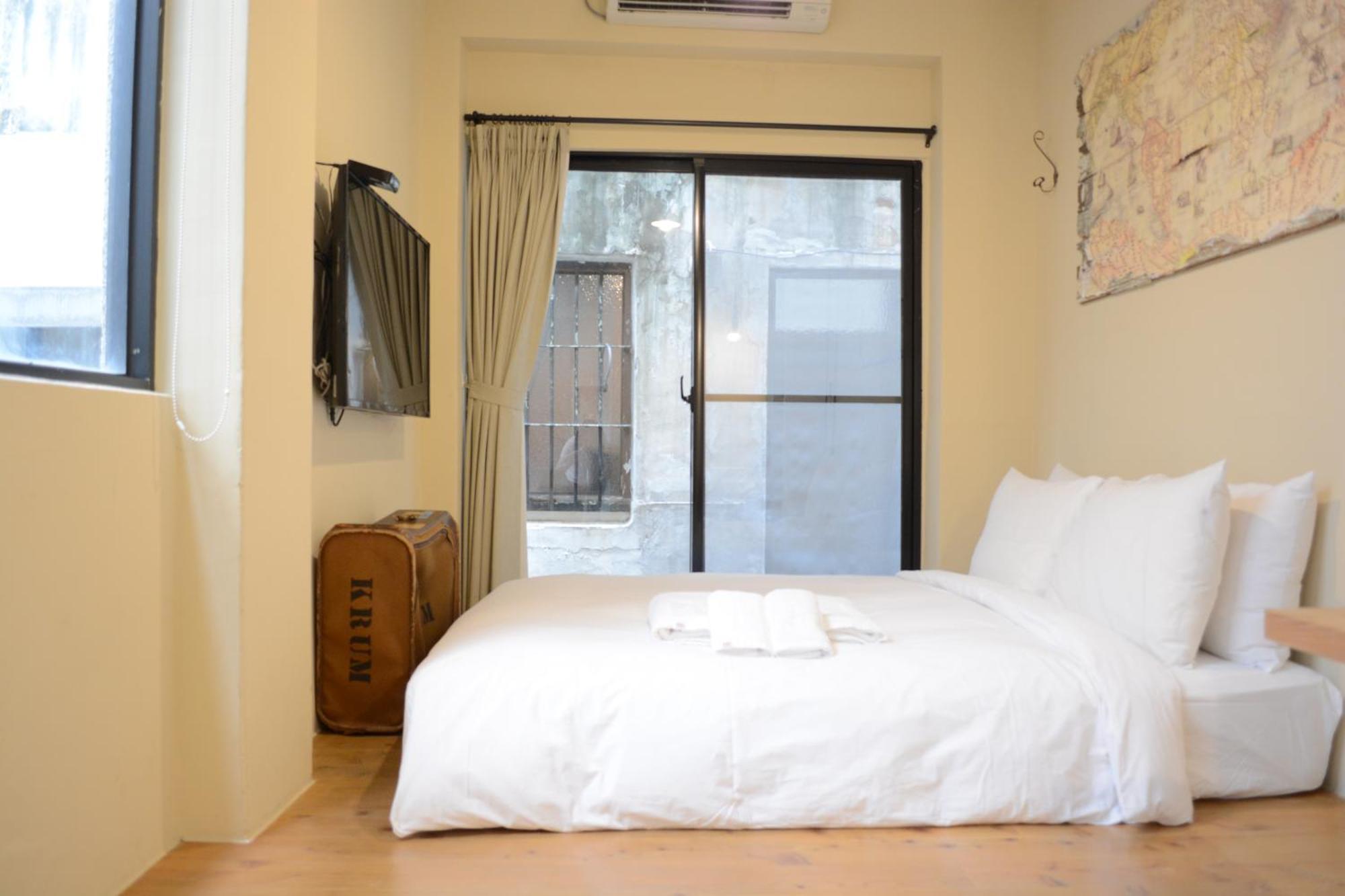 Laile Apartment Тайнан Екстериор снимка