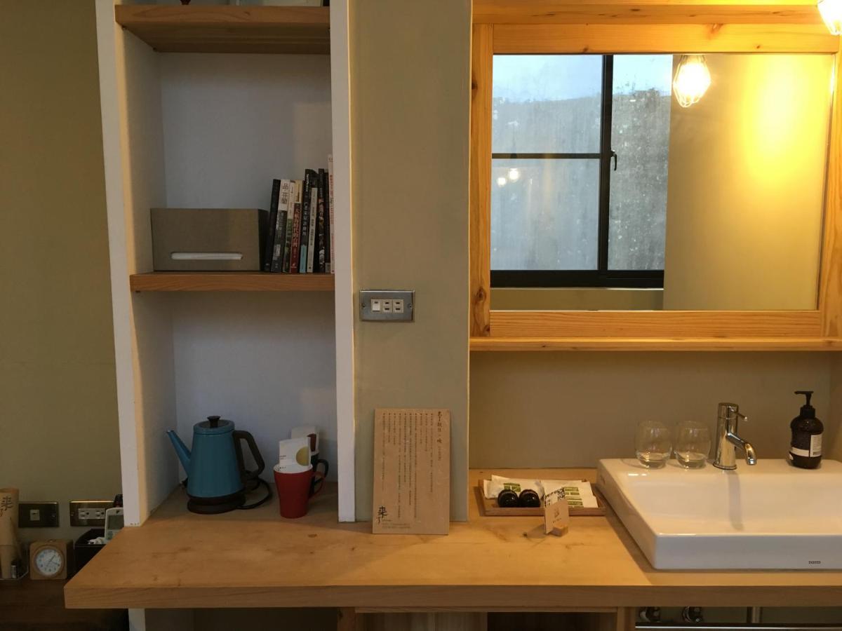 Laile Apartment Тайнан Екстериор снимка